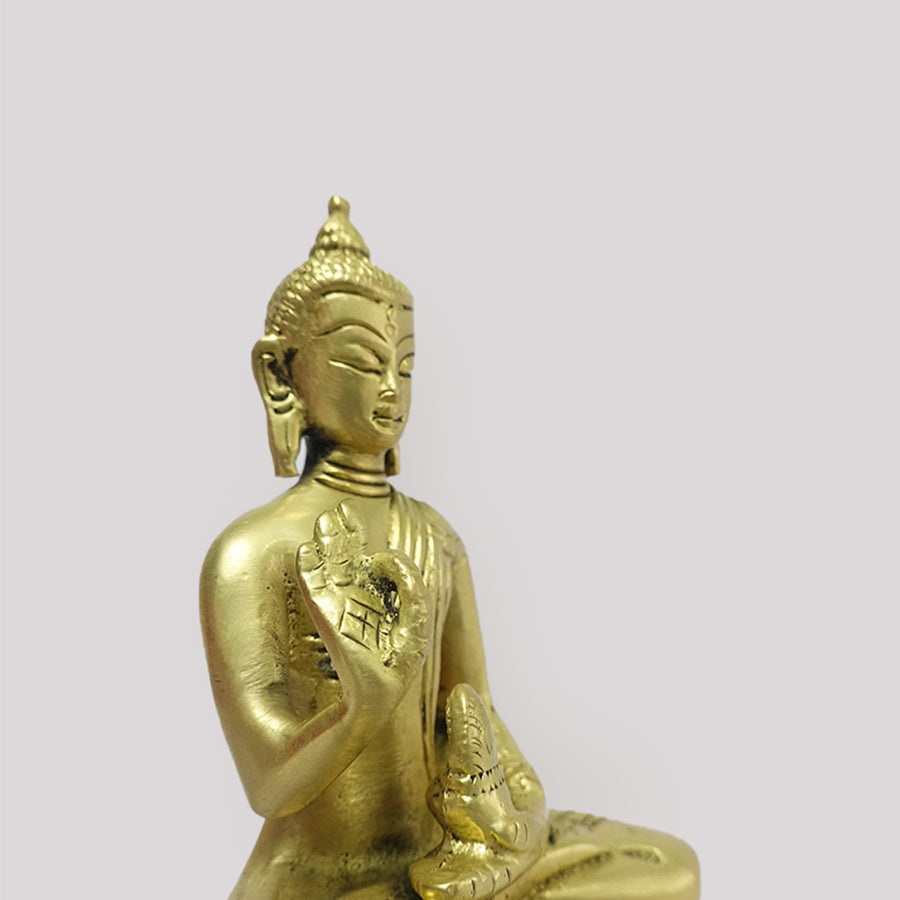 BRASS MEDITATING BUDDHA ON OVAL BASE