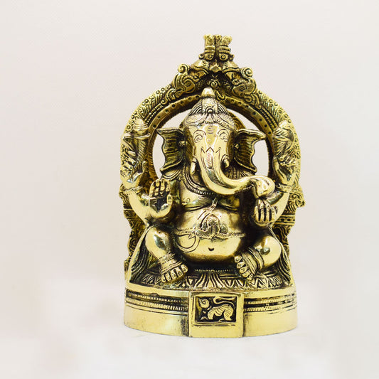 FINE QUALITY TRADITIONAL BRASS GANESHA WITH ARCH